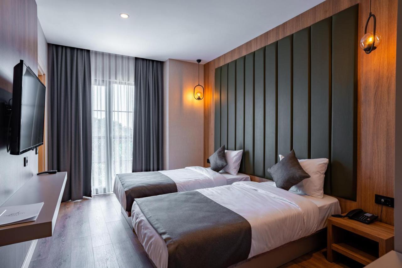 Perast City Hotel Antalya Bagian luar foto